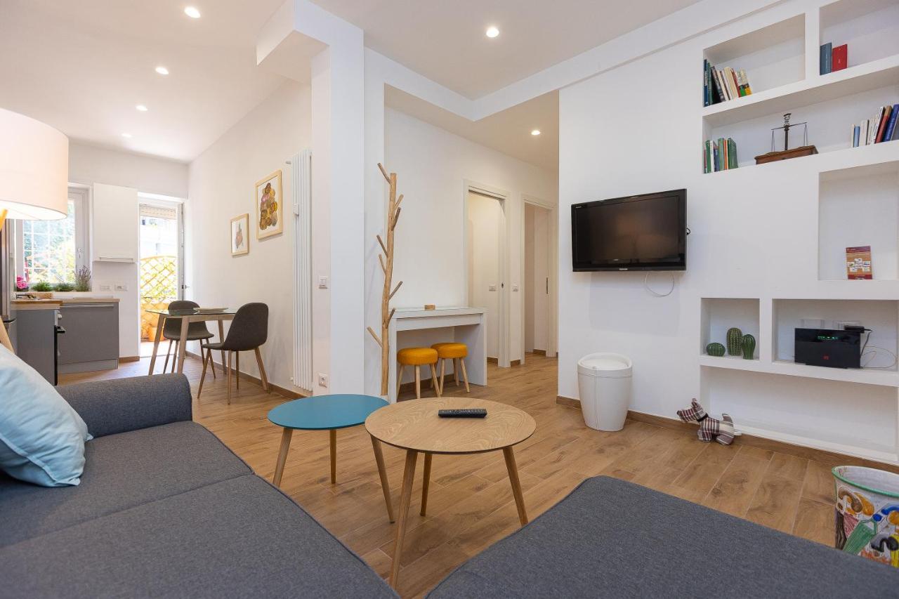 Apartment Amazing Viale Trastevere With Terrace Rom